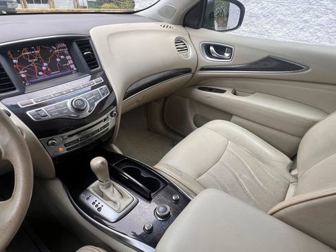 Used 2013 INFINITI JX35 AWD w/ Premium Pkg image 11