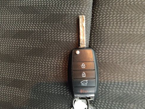Used 2020 Kia Sportage LX FWD image 32