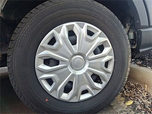 New 2023 Ford Transit 250 Medium Roof w/ Exterior Upgrade Package image 4