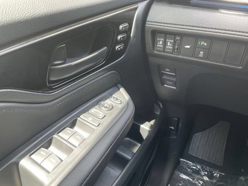 New 2026 Honda Odyssey Touring image 17