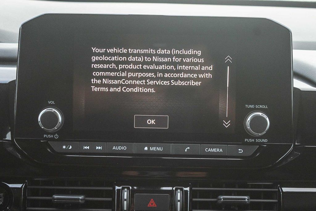 Used 2025 Nissan Pathfinder Rock Creek AWD/4WD image 15