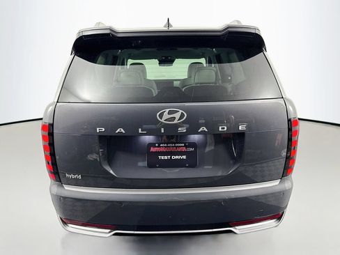 Used 2026 Hyundai Palisade Calligraphy FWD image 6