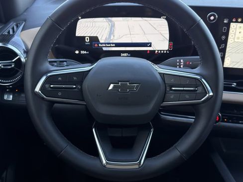 New 2026 Chevrolet Equinox ACTIV image 12