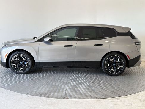 Used 2024 BMW iX M60 AWD/4WD image 2