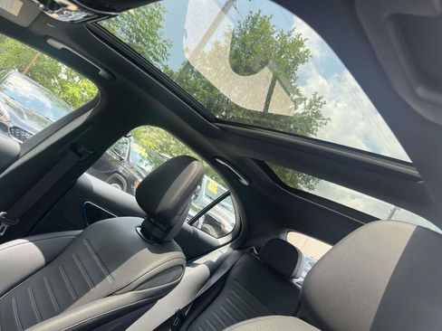 Used 2023 Mercedes-Benz C 300 4MATIC Sedan image 6