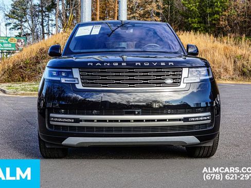 Used 2023 Land Rover Range Rover SE image 10