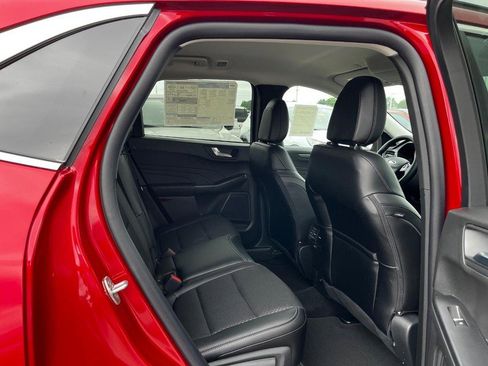 New 2025 Ford Escape SE FWD image 4