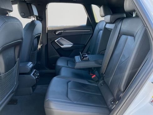 Used 2025 Audi Q3 2.0T Premium image 10