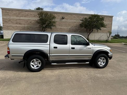 Used 2004 Toyota Tacoma PreRunner RWD image 7