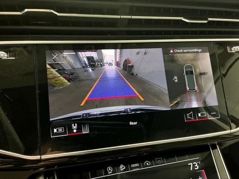 Used 2022 Audi Q7 Premium Plus image 23
