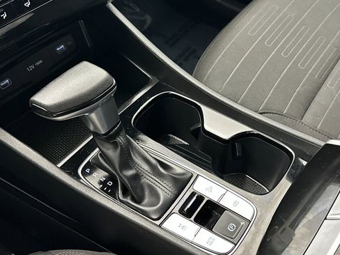 Used 2023 Hyundai Santa Cruz SE image 19