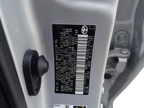 Used 2023 Toyota Corolla LE image 17