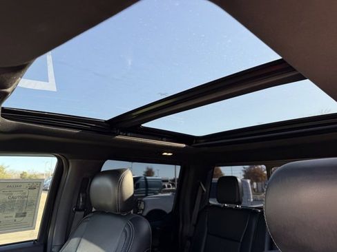 Used 2020 Ford F150 Lariat image 19