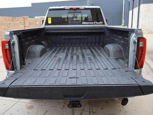 Certified 2024 GMC Sierra 2500 Denali Ultimate AWD/4WD image 30
