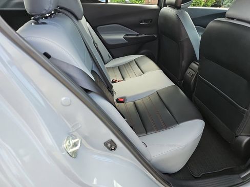 Used 2024 Nissan Kicks SR w/ SR Premium Package FWD image 27