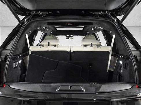 Used 2025 BMW X7 xDrive40i w/ Executive Package image 6