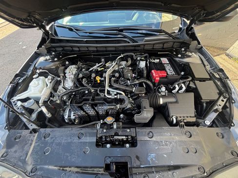 Used 2025 Nissan Altima 2.5 SV image 32