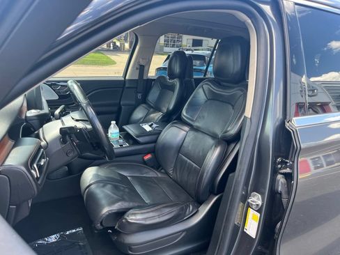 Used 2020 Lincoln Aviator Reserve w/ Equipment Group 202A AWD/4WD image 22