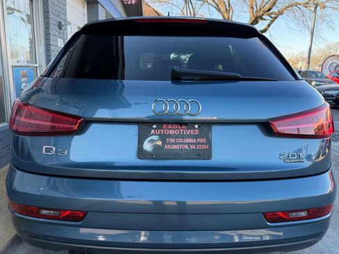 Used 2018 Audi Q3 2.0T Premium Plus image 3