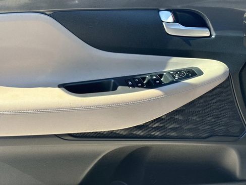 Used 2023 Hyundai Santa Fe SEL image 19