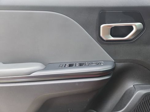 Certified 2025 Kia K4 LXS image 25