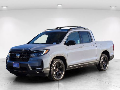 New 2026 Honda Ridgeline Black Edition image 8