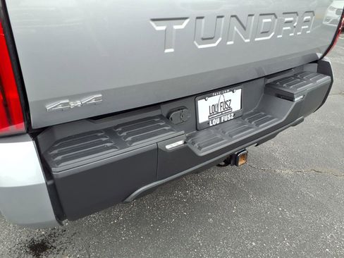 Used 2025 Toyota Tundra SR5 AWD/4WD image 31