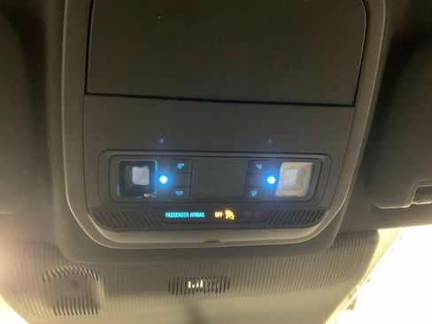 Used 2025 Ford Explorer ST-Line image 27