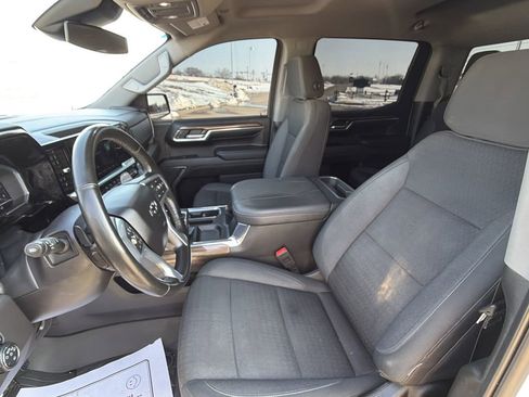 Used 2024 Chevrolet Silverado 1500 LT Trail Boss w/ Protection Package image 19