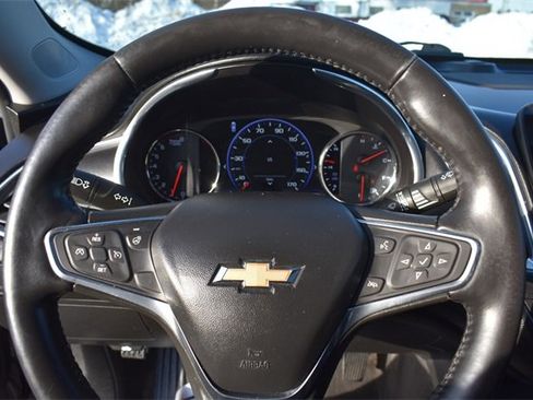 Used 2020 Chevrolet Malibu Premier image 28