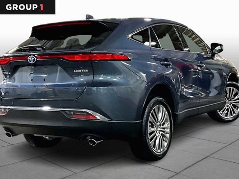 Certified 2024 Toyota Venza Limited image 12