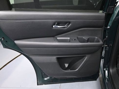 Used 2023 Nissan Pathfinder SL image 26