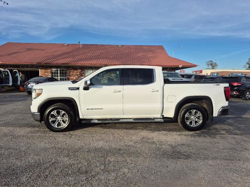 Used 2019 GMC Sierra 1500 SLE w/ SLE Value Package image 3
