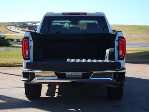 Used 2025 GMC Sierra 1500 SLT w/ SLT Premium Package AWD/4WD image 12