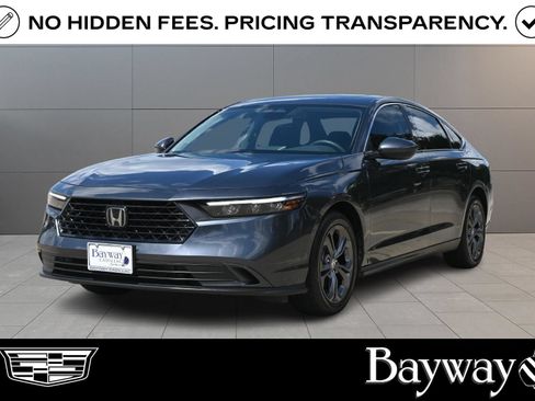 Used 2023 Honda Accord EX image 1