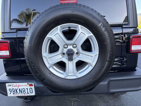 Used 2022 Jeep Wrangler Unlimited Sport AWD/4WD image 54