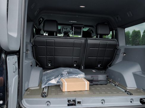New 2025 INEOS Grenadier AWD/4WD image 36