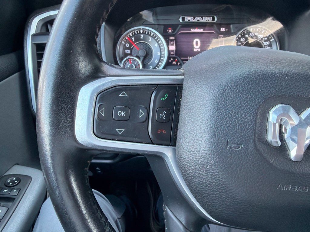 Used 2021 RAM 1500 Big Horn AWD/4WD image 17