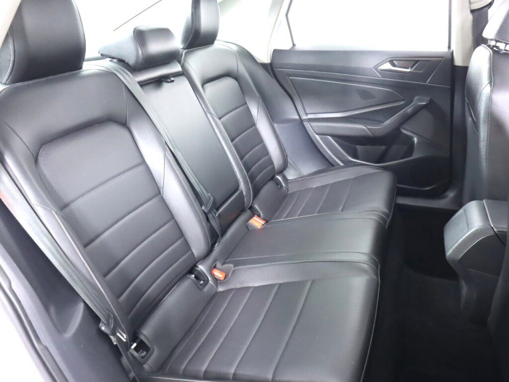 Used 2021 Volkswagen Jetta SE FWD image 36