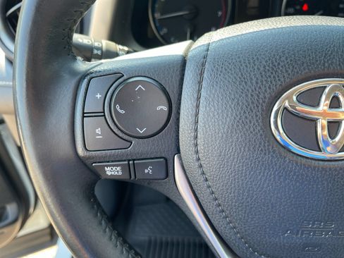 Used 2018 Toyota RAV4 XLE w/ Plus Extra Value Package AWD/4WD image 25