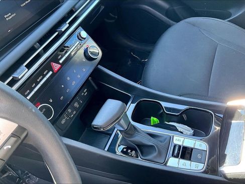 Used 2025 Hyundai Tucson SEL image 17