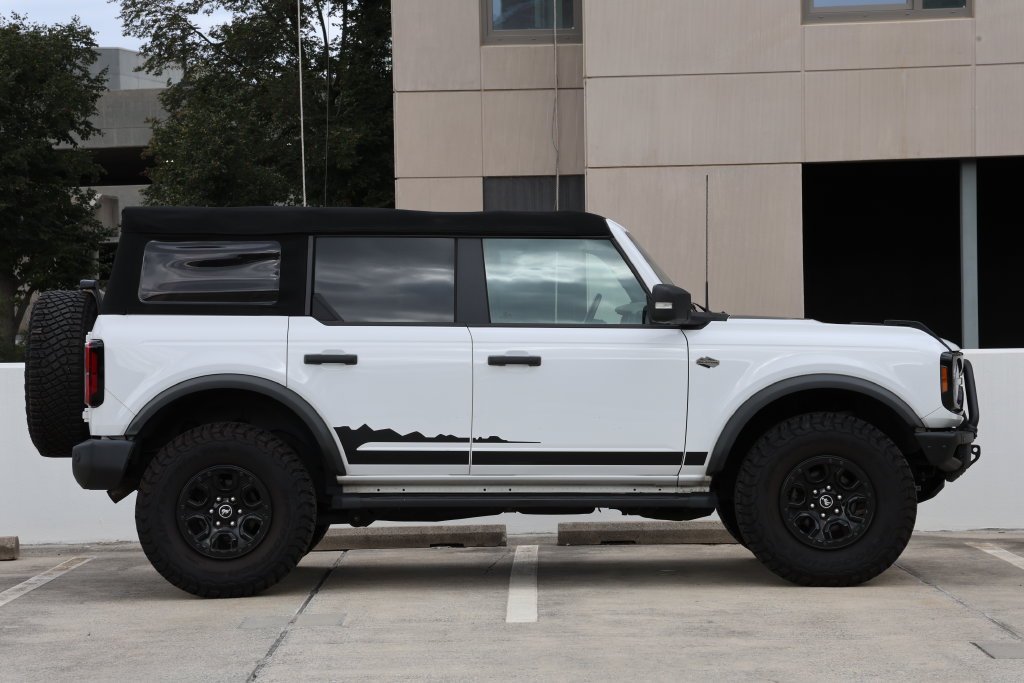 Used 2022 Ford Bronco Wildtrak AWD/4WD image 3