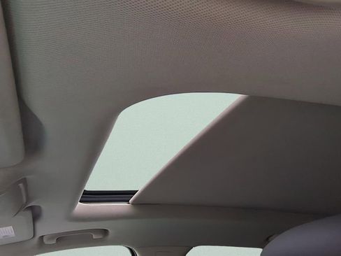 Used 2023 Buick Envision Essence w/ Sport Touring Package FWD image 17