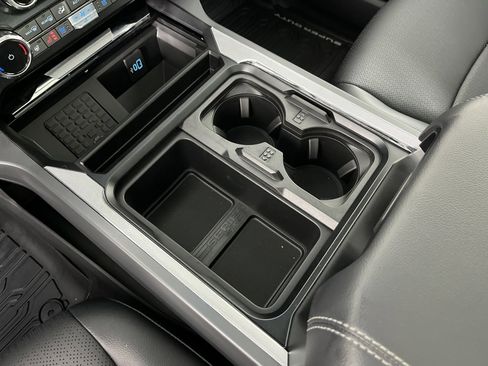 Certified 2025 Ford F350 Lariat image 21