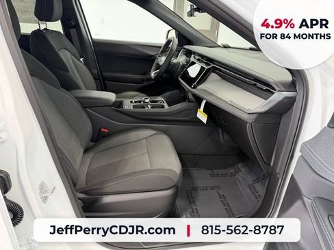 New 2026 Jeep Cherokee Laredo AWD/4WD image 22