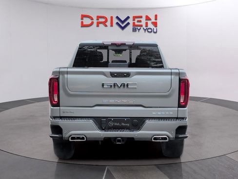 Used 2024 GMC Sierra 1500 Denali Ultimate image 4
