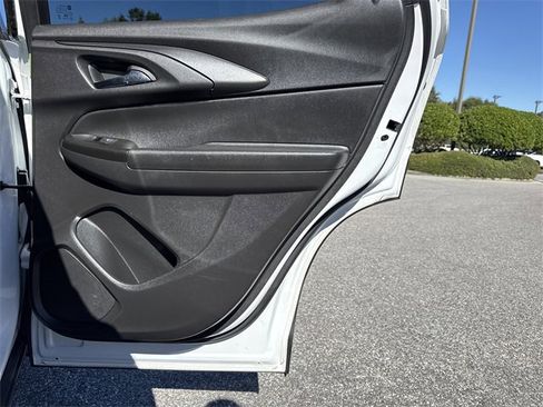 Used 2024 Chevrolet TrailBlazer LS w/ LS Convenience Package image 26