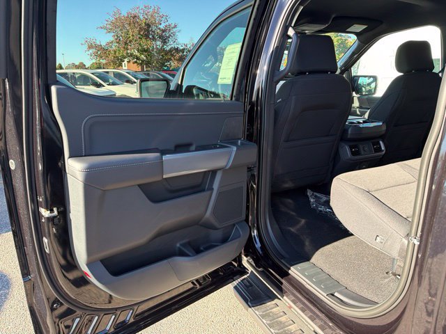 New 2026 Ford F150 XLT w/ Equipment Group 302A MID AWD/4WD image 12