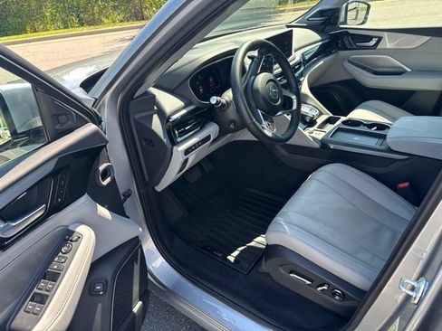 Used 2025 Acura MDX FWD w/ Technology Package image 10
