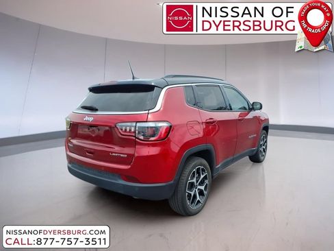 Used 2025 Jeep Compass Limited AWD/4WD image 3